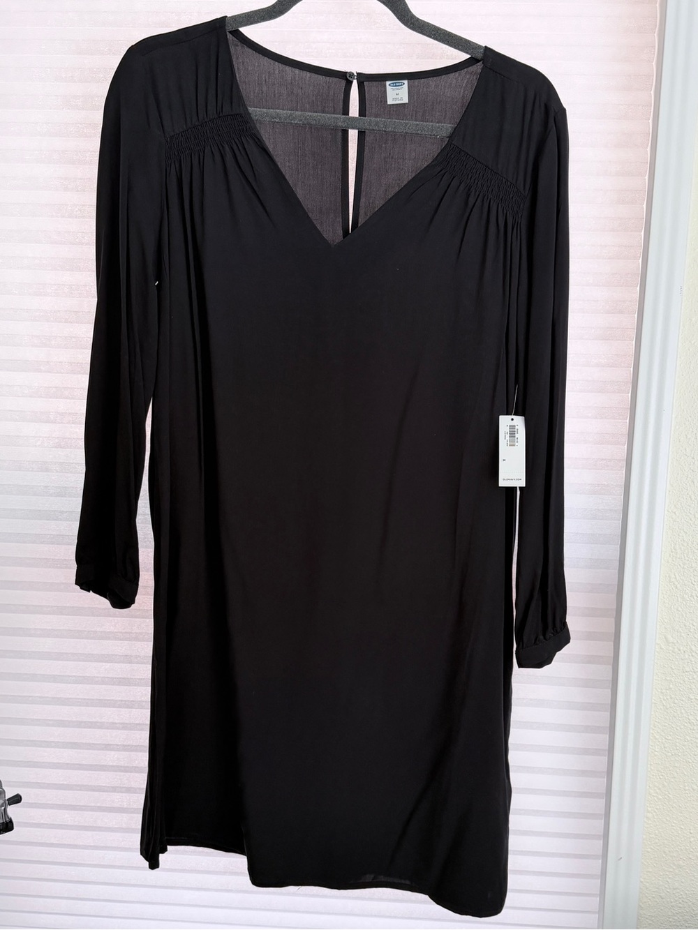 Old Navy Black V-Neck Shift Dress
